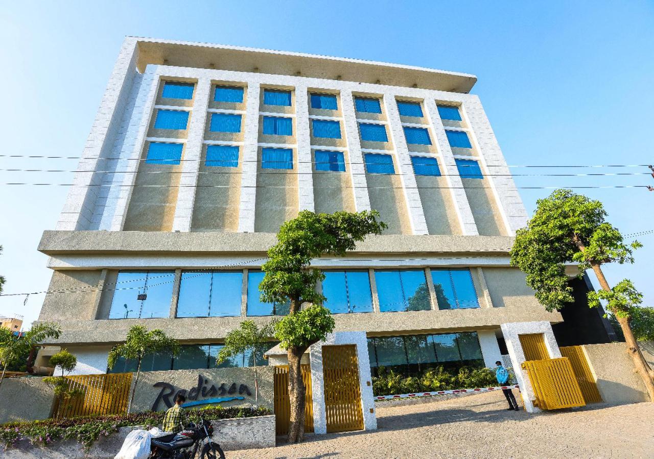 Radisson Bhopal Hotel Exterior foto