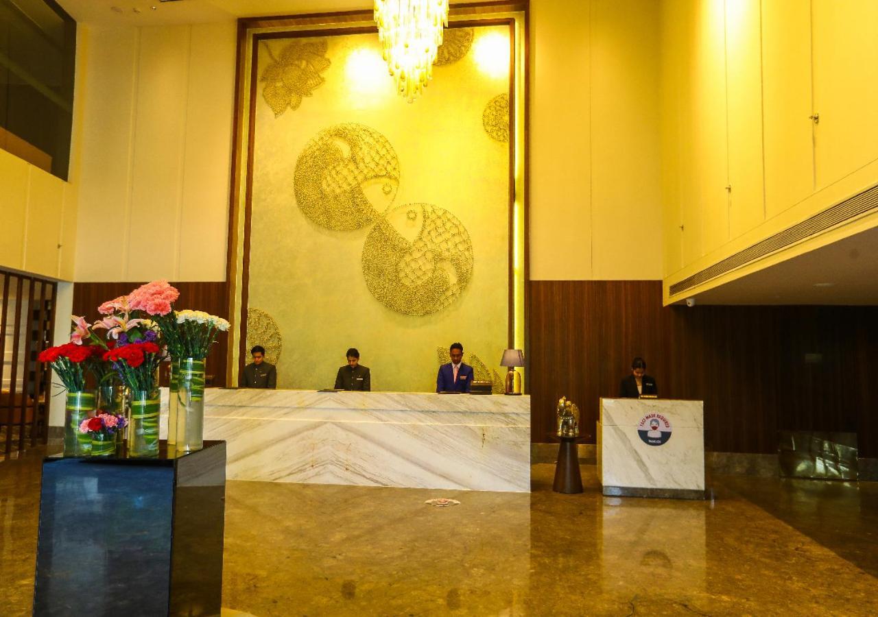 Radisson Bhopal Hotel Exterior foto