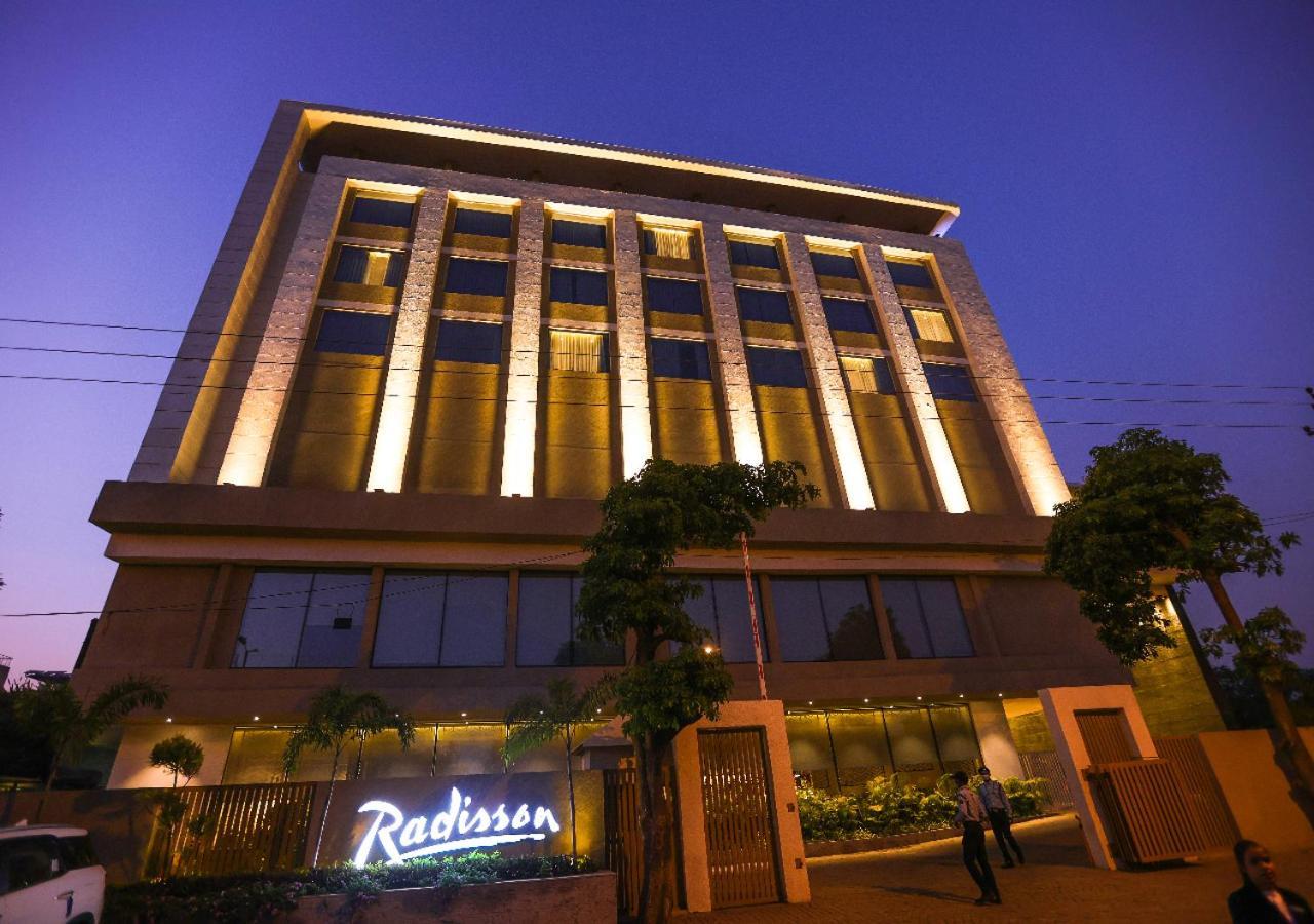 Radisson Bhopal Hotel Exterior foto