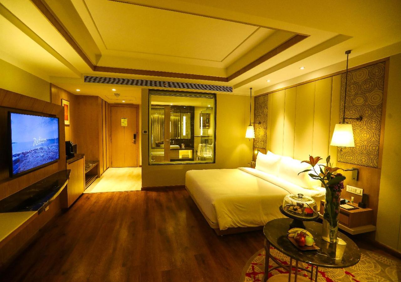 Radisson Bhopal Hotel Exterior foto