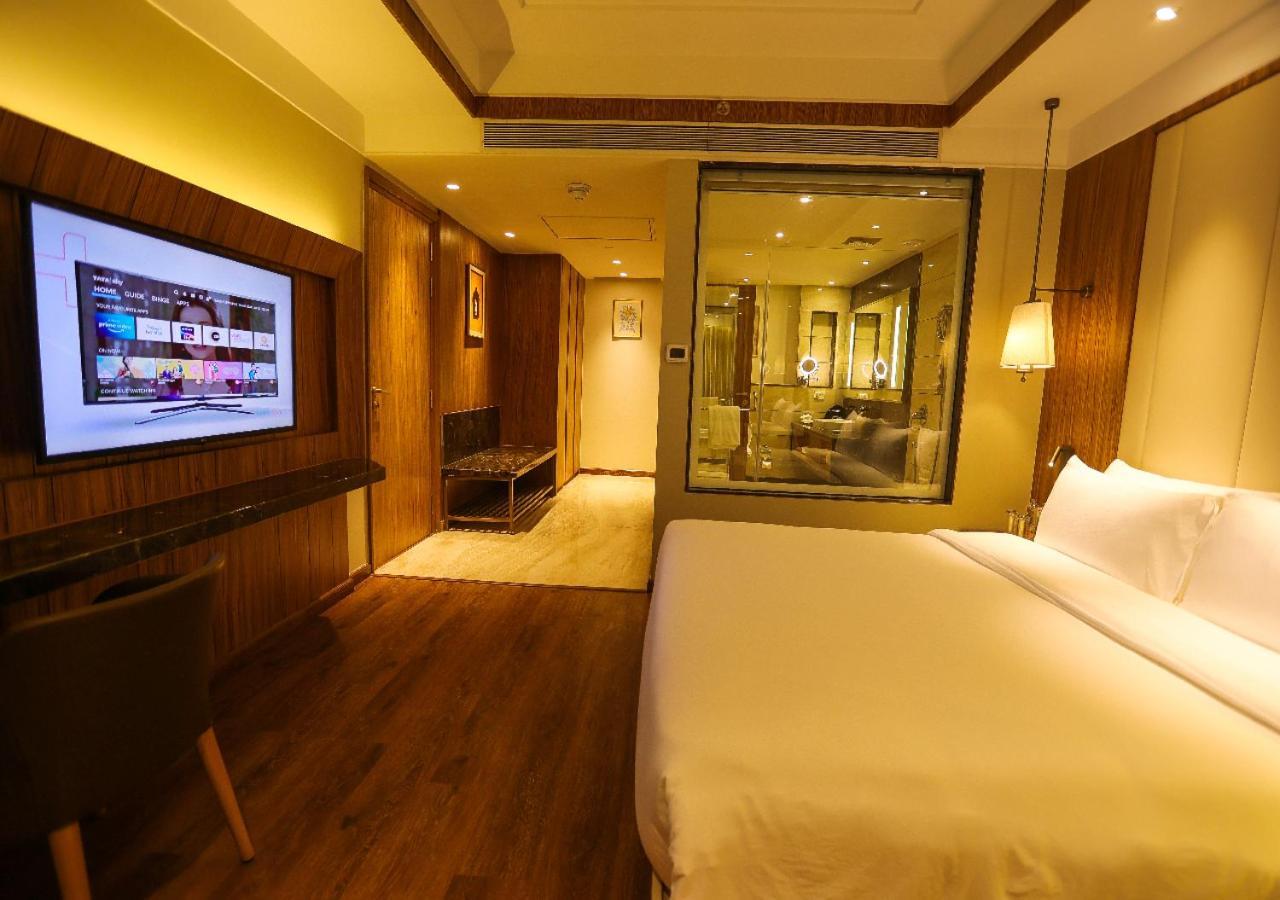 Radisson Bhopal Hotel Exterior foto